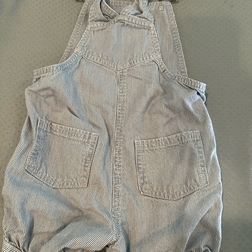 Carter’s toddler overalls - Picture 5 of 9